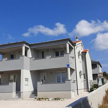 Apartman Jadranka Vir Bagian luar foto