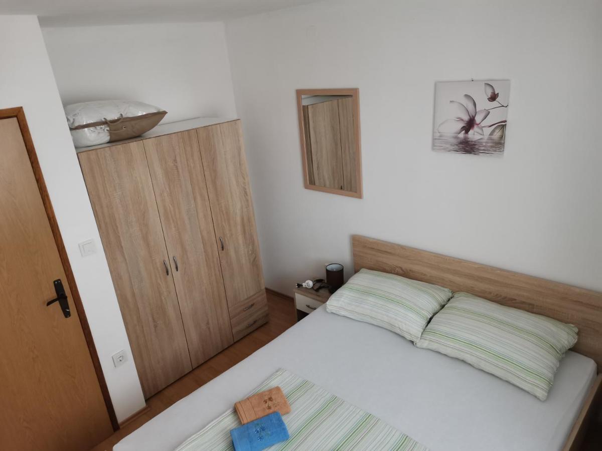 Apartman Jadranka Vir Bagian luar foto